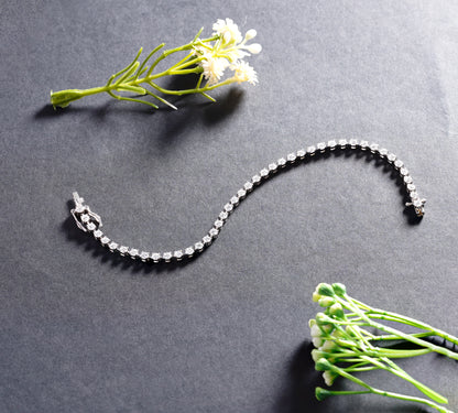 Eternal Glow Line Bracelet