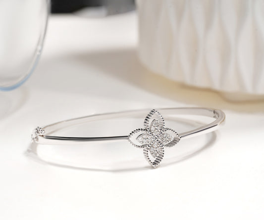 Graceful Petals Oval Bracelet