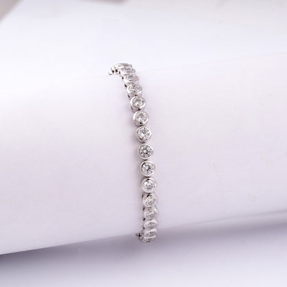 Classic Round Bezel-Set Diamond-Style Tennis Bracelet – Timeless Elegance