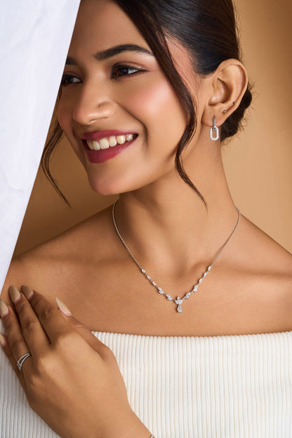 The Marquise Leaf Pendant