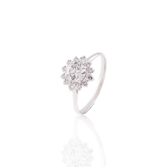 Elegant Floral Halo Diamond Ring – A Sparkle of Timeless Beauty