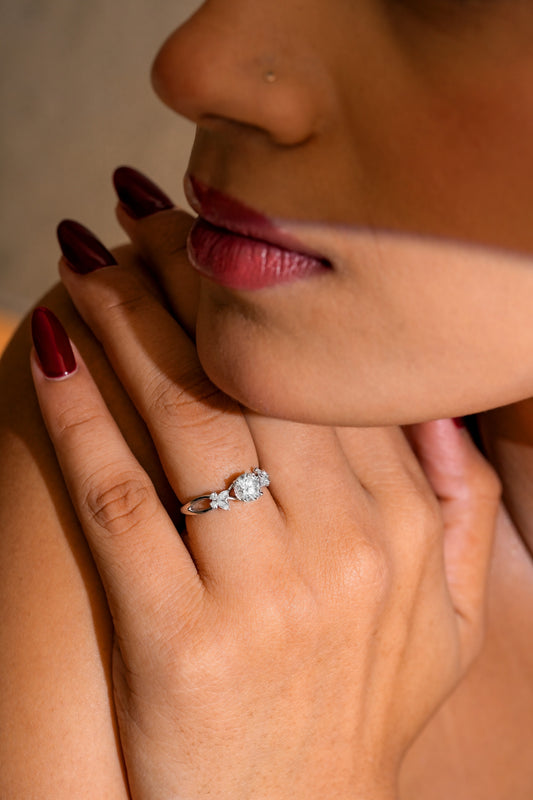 Round Cluster Ring with Floral-Inspired Sparkling Details