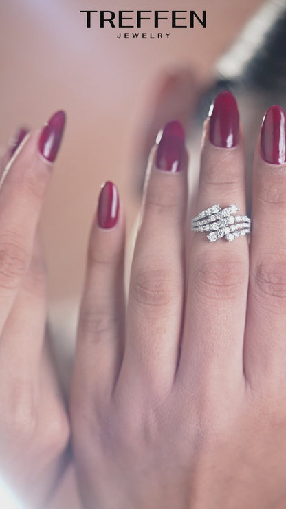 Multi-Row Cluster Statement Ring with Sparkling Details