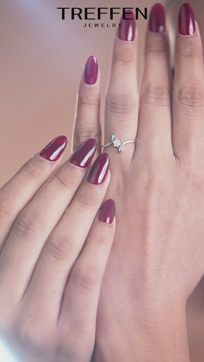 Open-Style Floral Cluster Ring