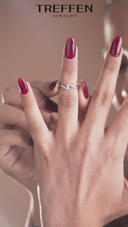 Interlocking Infinity Ring