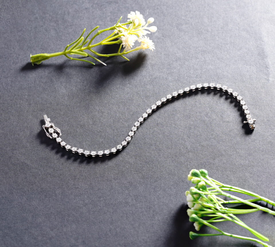 Eternal Glow Line Bracelet