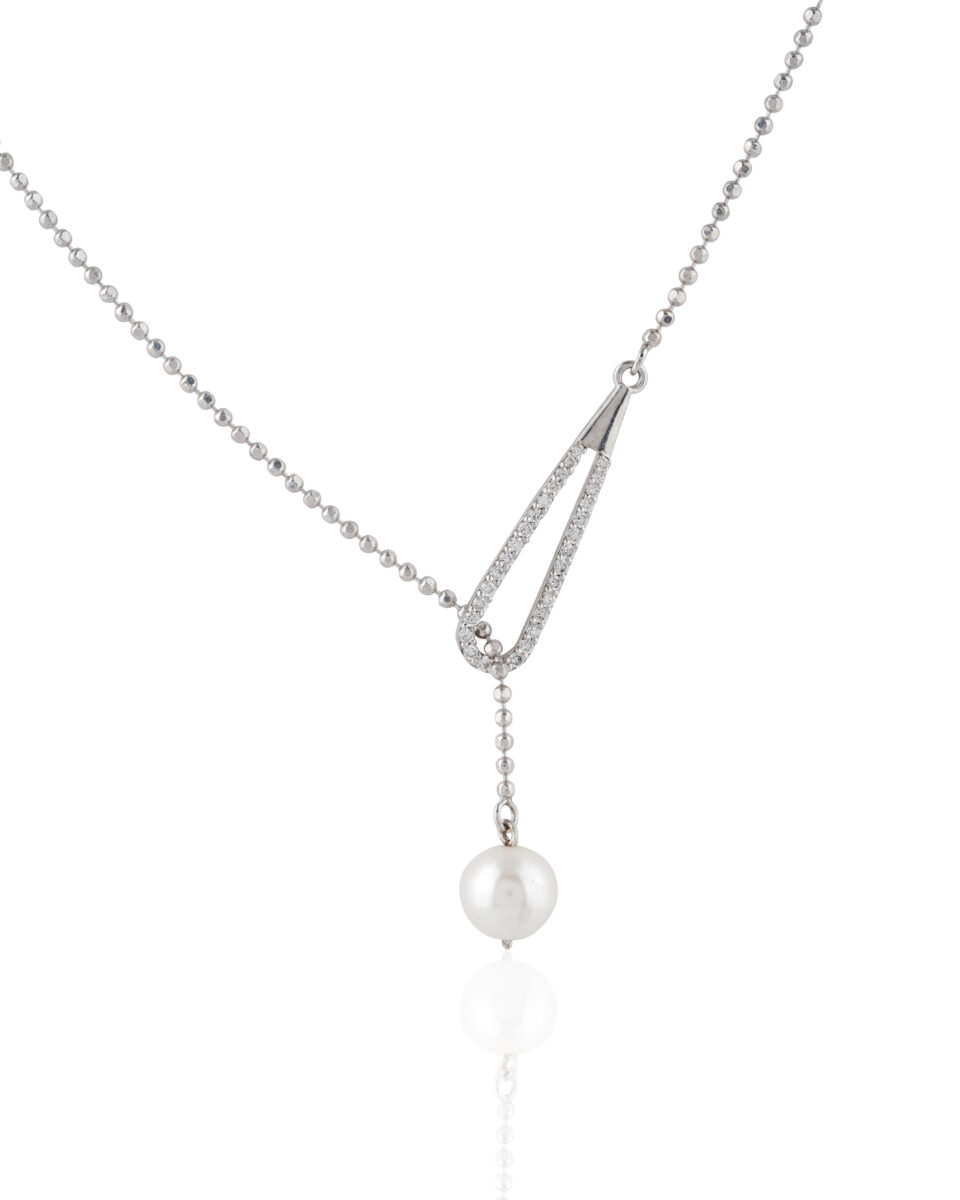 The Pearl Droplet Pendant